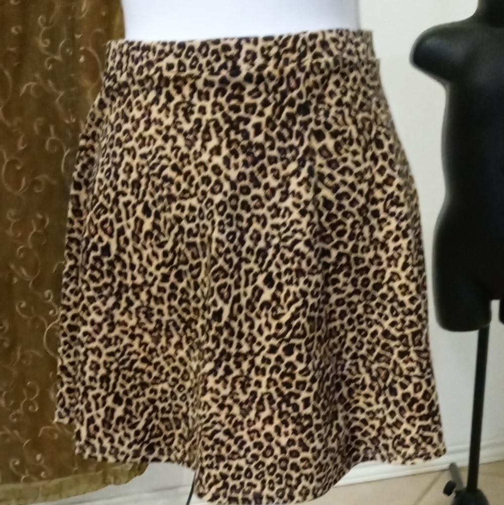 ) cheeta skirt